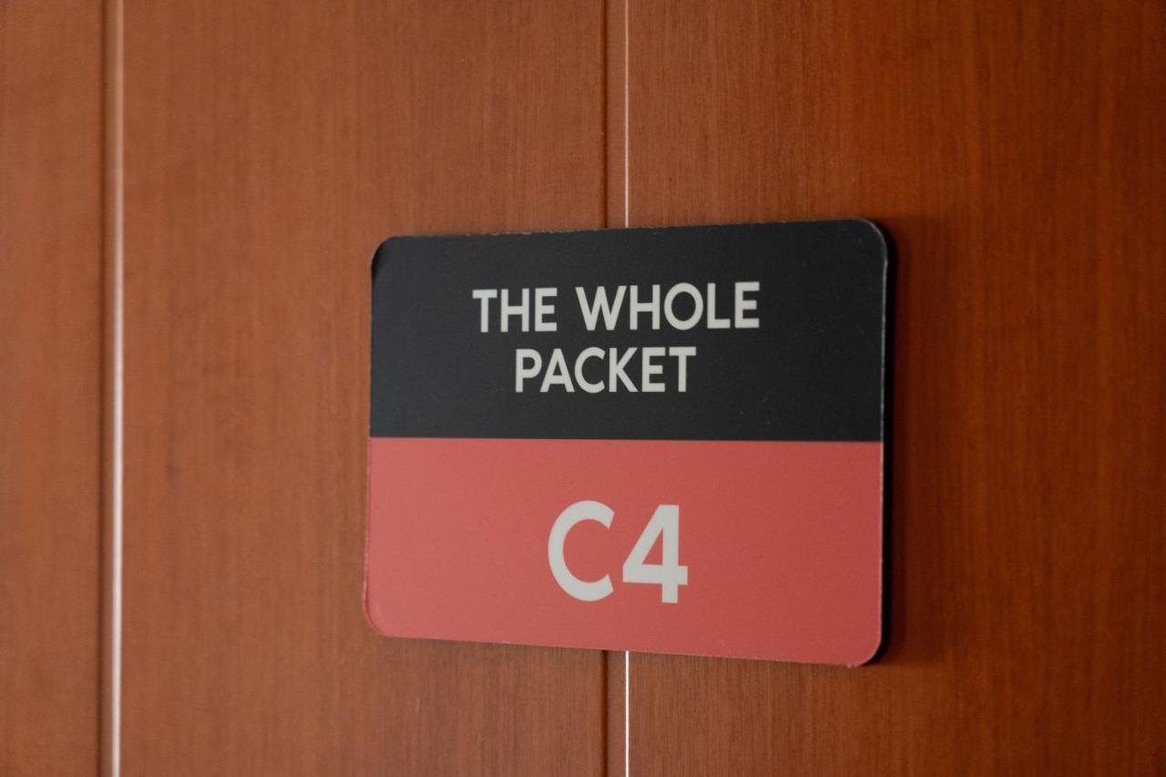 The Whole Packet C4 Center With Parking Apartment Larissa Exterior foto